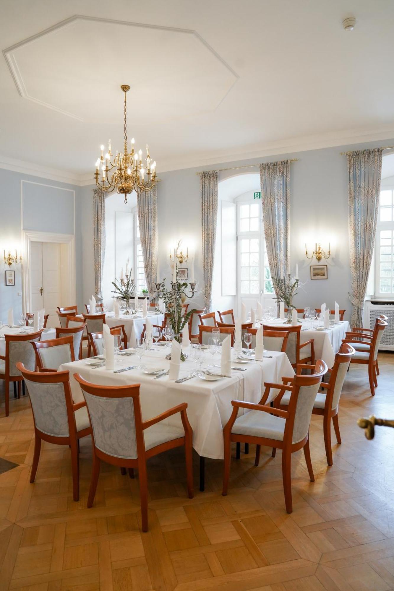 Hotel Schloss Hoehnscheid バート・アロルゼン エクステリア 写真